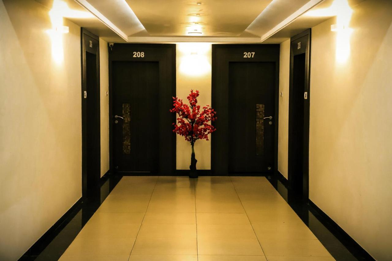 Hotel Kirti Джамнагар Екстер'єр фото